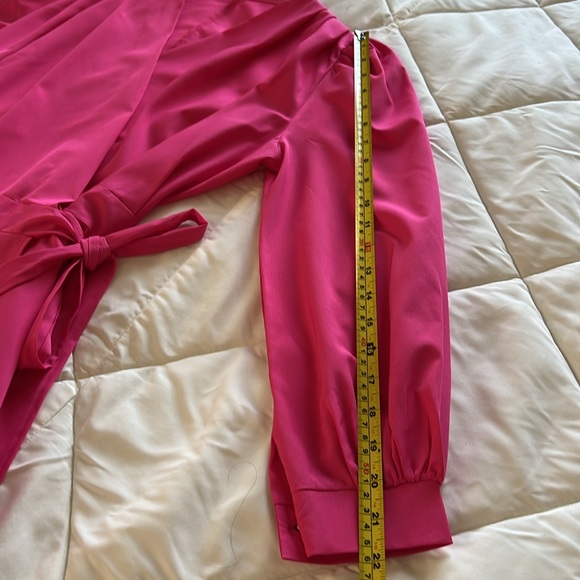 New Without Tag Barbie Pink Wrap Dress Long Sleeves Gold Buttoned Cuff Small - Picture 8 of 17